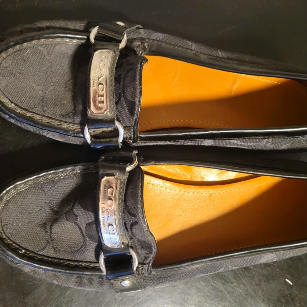 Coach size 8.5 Felisha black loafers